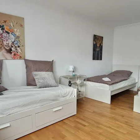 Casaba 2-150qm-4 Rooms-free Private Parking-house With Garden Hanôver